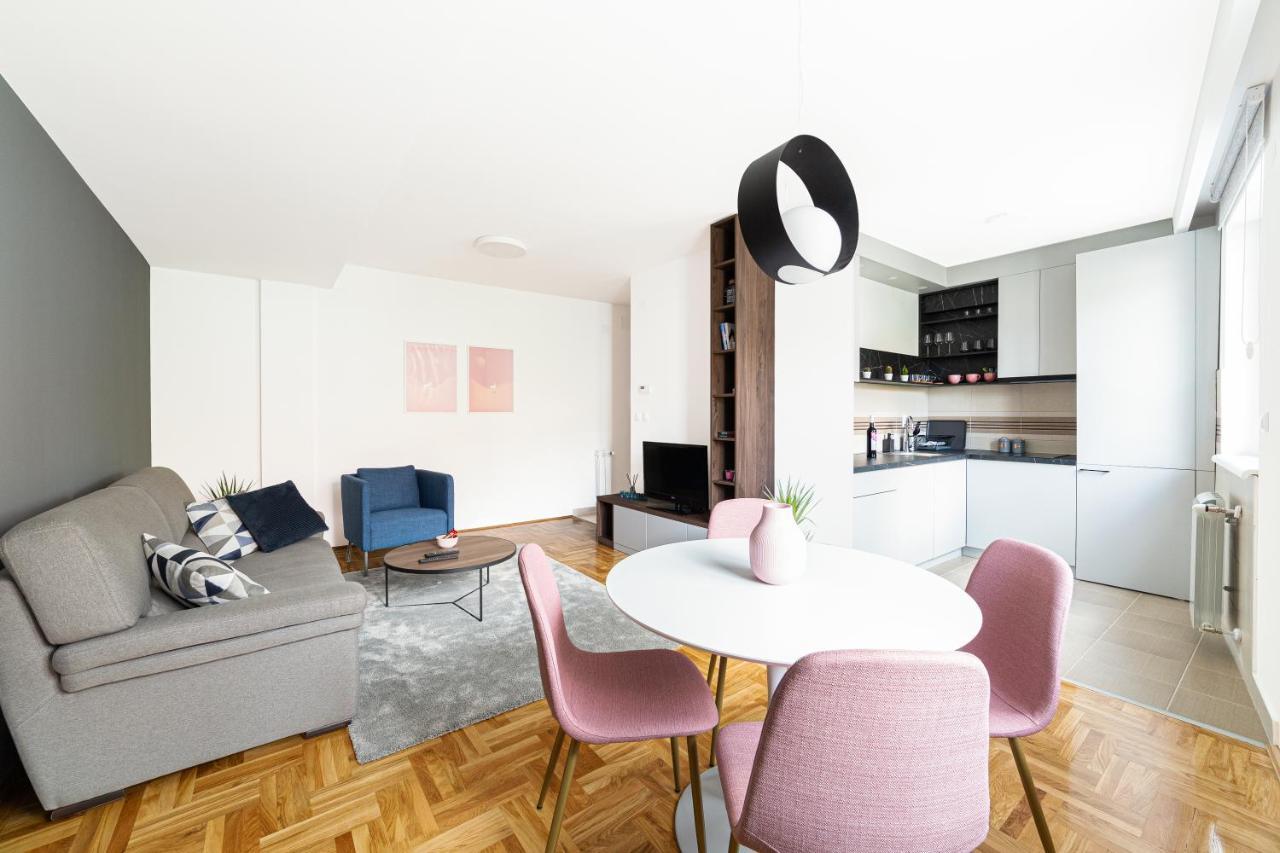 Djokic Apartments Kragujevac Buitenkant foto
