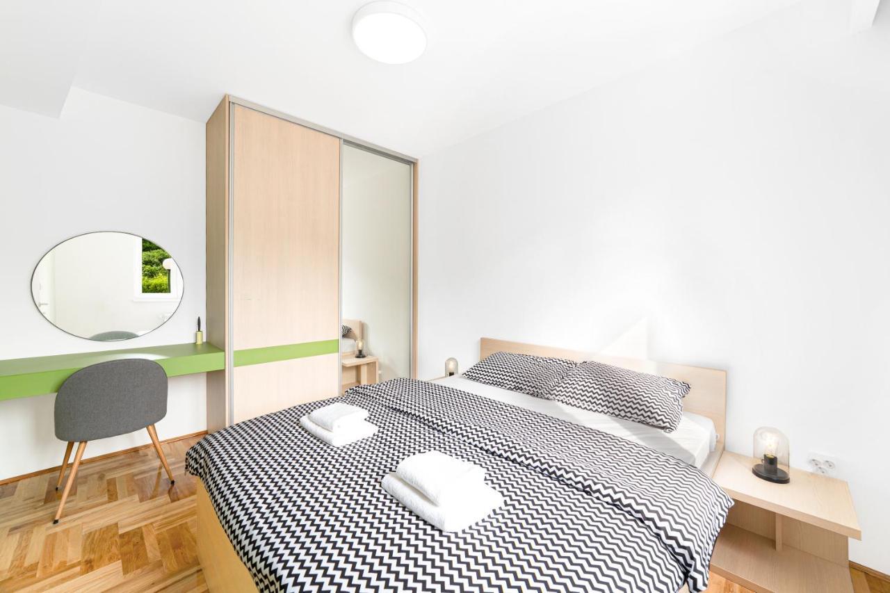 Djokic Apartments Kragujevac Buitenkant foto